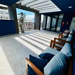 Studio Modern And Practical